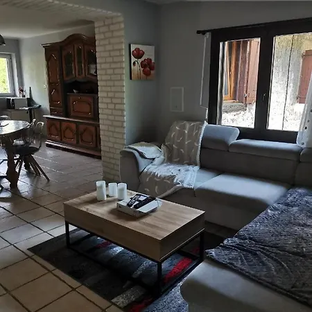 Le Machaon , Rural *** Avec Espace Piscine Prive Holiday home Bregnier-Cordon