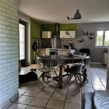 Le Machaon , Rural *** Avec Espace Piscine Prive Holiday home *