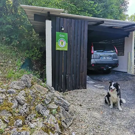 Holiday home Le Machaon , Rural *** Avec Espace Piscine Prive